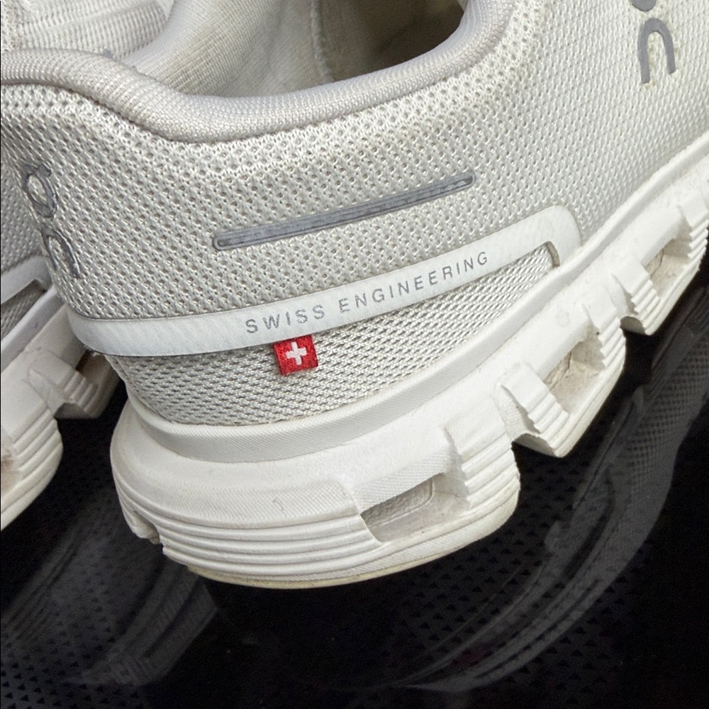 On Cloud 6 - image 6